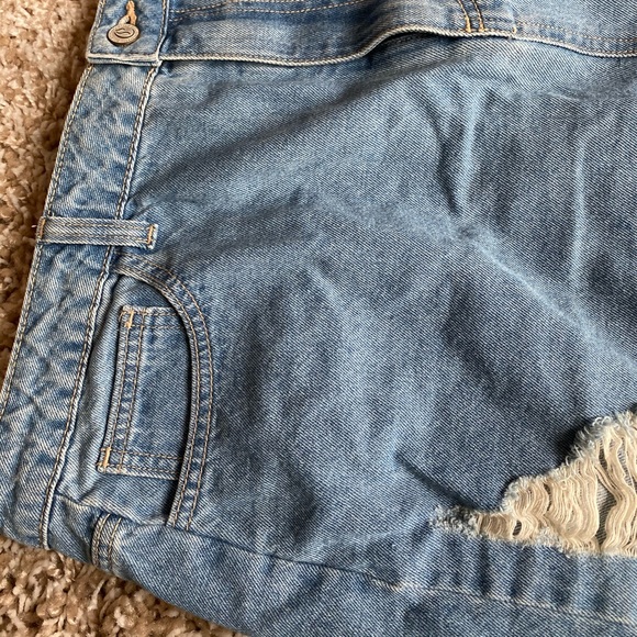 Distressed Denim Mini Skirt - Picture 5 of 6